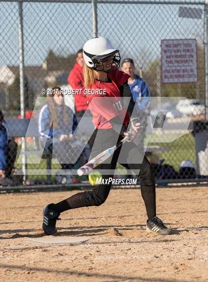 Thumbnail 1 in Oak Creek @ Muskego photogallery.