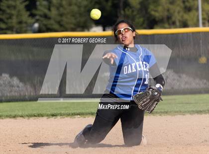 Thumbnail 1 in Oak Creek @ Muskego photogallery.
