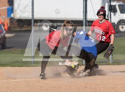 Thumbnail 2 in Oak Creek @ Muskego photogallery.