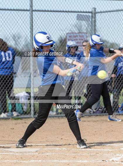 Thumbnail 1 in Oak Creek @ Muskego photogallery.