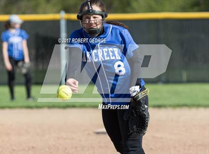 Thumbnail 1 in Oak Creek @ Muskego photogallery.