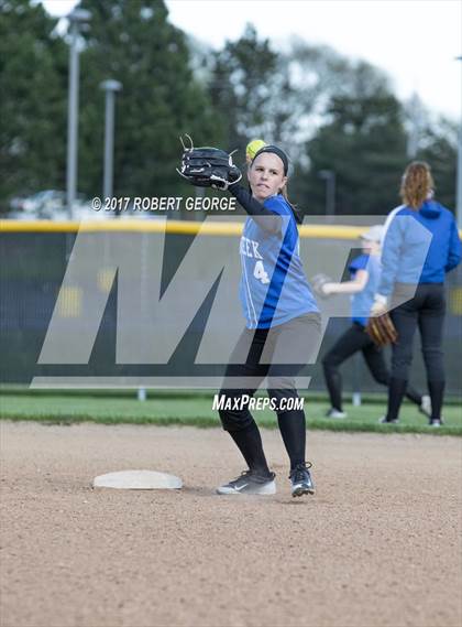Thumbnail 2 in Oak Creek @ Muskego photogallery.