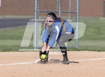 Thumbnail 2 in Oak Creek @ Muskego photogallery.