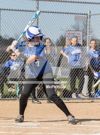 Thumbnail 3 in Oak Creek @ Muskego photogallery.