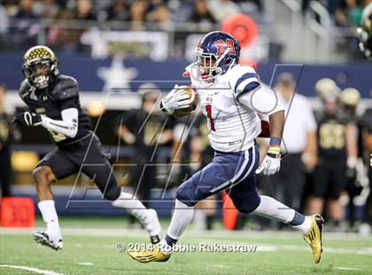Thumbnail 2 in Boyd vs. Fossil Ridge (UIL 6A Division 2 Region 1 Bi-District)  photogallery.
