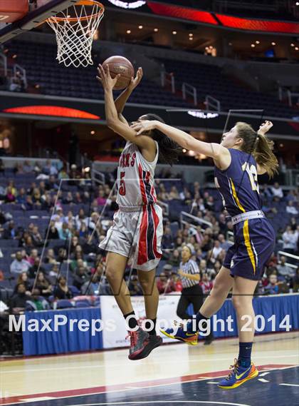 Thumbnail 3 in Georgetown Visitation Prep vs St. John's (DCSAA Final) photogallery.