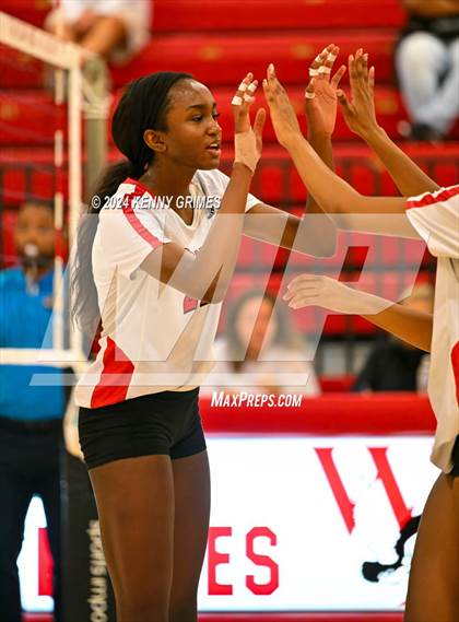 Thumbnail 3 in Loganville @ Woodward Academy (GHSA Class 5A Quarterfinal) photogallery.