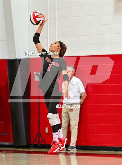 Thumbnail 3 in Loganville @ Woodward Academy (GHSA Class 5A Quarterfinal) photogallery.