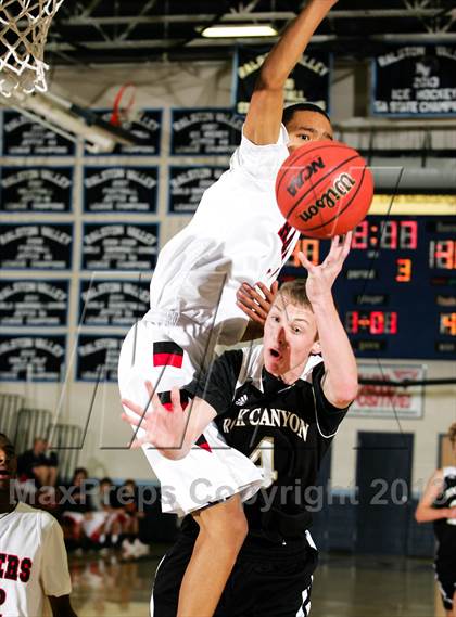 Thumbnail 2 in Rangeview vs. Rock Canyon (Ralston Roundup) photogallery.