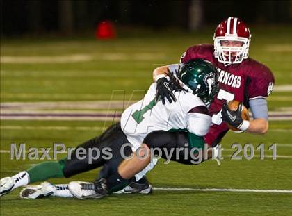 Thumbnail 2 in New Hampton vs. Governor's (Jack Etter Bowl) photogallery.