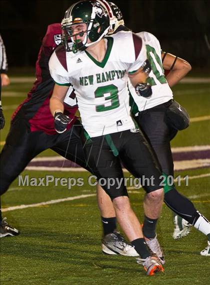 Thumbnail 3 in New Hampton vs. Governor's (Jack Etter Bowl) photogallery.