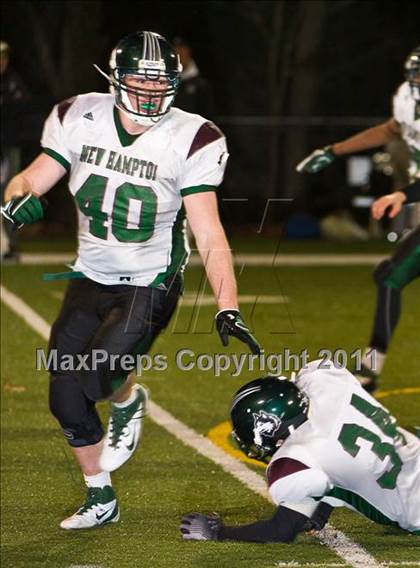 Thumbnail 2 in New Hampton vs. Governor's (Jack Etter Bowl) photogallery.