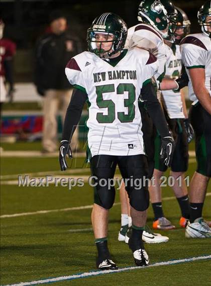 Thumbnail 1 in New Hampton vs. Governor's (Jack Etter Bowl) photogallery.