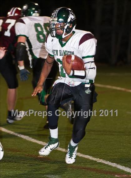 Thumbnail 2 in New Hampton vs. Governor's (Jack Etter Bowl) photogallery.