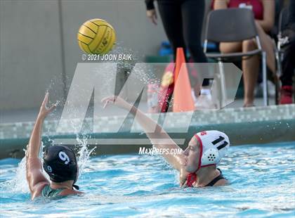 Thumbnail 1 in Rodriguez vs St. Francis (Julian Szmidt Memorial Tournament) photogallery.
