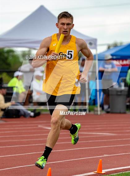 Thumbnail 3 in CHSAA Track and Field 4A Championships (Boys 800 Meter Relay) photogallery.