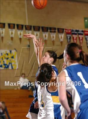 Thumbnail 1 in Forest Lake Christian vs. Lincoln (Lincoln Invitational) photogallery.
