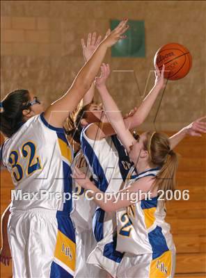 Thumbnail 2 in Forest Lake Christian vs. Lincoln (Lincoln Invitational) photogallery.