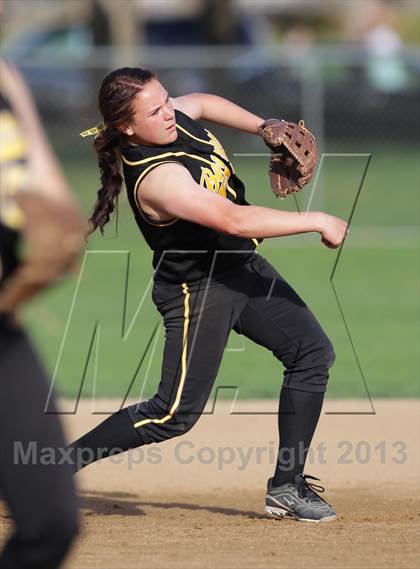Thumbnail 3 in Golden Valley vs. Boron (High Desert Classic) photogallery.