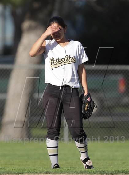 Thumbnail 1 in Golden Valley vs. Boron (High Desert Classic) photogallery.