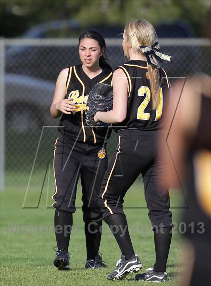 Thumbnail 1 in Golden Valley vs. Boron (High Desert Classic) photogallery.