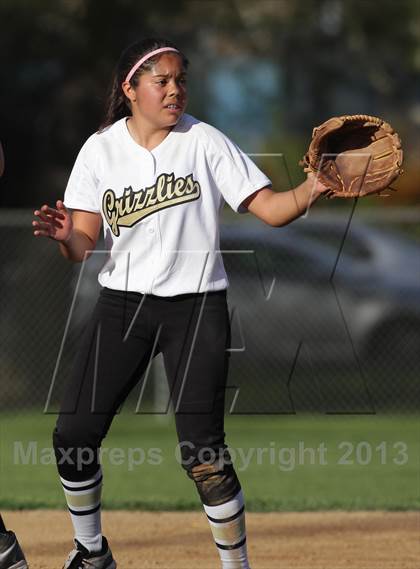 Thumbnail 2 in Golden Valley vs. Boron (High Desert Classic) photogallery.