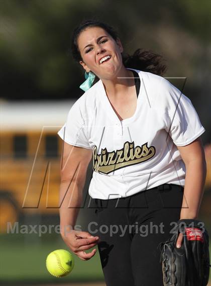 Thumbnail 1 in Golden Valley vs. Boron (High Desert Classic) photogallery.
