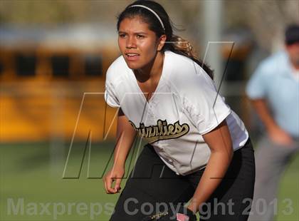 Thumbnail 3 in Golden Valley vs. Boron (High Desert Classic) photogallery.
