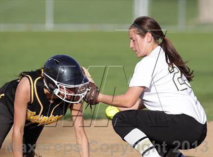 Thumbnail 3 in Golden Valley vs. Boron (High Desert Classic) photogallery.