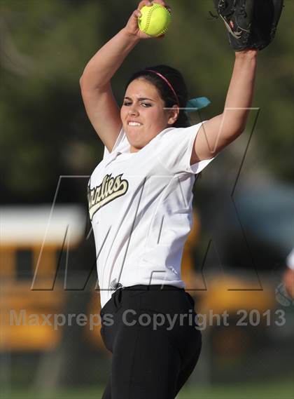 Thumbnail 2 in Golden Valley vs. Boron (High Desert Classic) photogallery.
