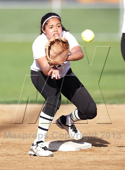 Thumbnail 1 in Golden Valley vs. Boron (High Desert Classic) photogallery.