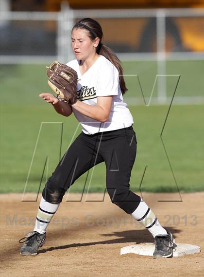 Thumbnail 1 in Golden Valley vs. Boron (High Desert Classic) photogallery.