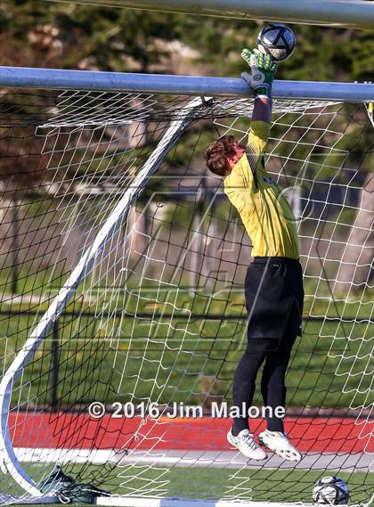 Thumbnail 3 in San Ramon Valley vs. Monte Vista (CIF NCS D1 Final) photogallery.