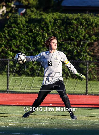 Thumbnail 2 in San Ramon Valley vs. Monte Vista (CIF NCS D1 Final) photogallery.