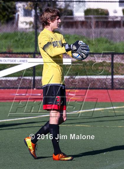 Thumbnail 1 in San Ramon Valley vs. Monte Vista (CIF NCS D1 Final) photogallery.