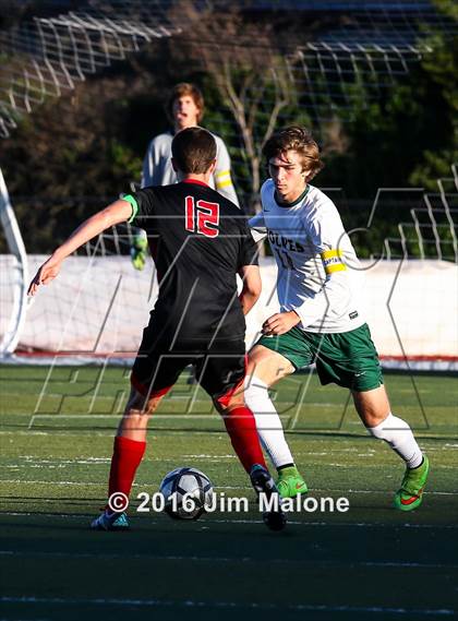 Thumbnail 1 in San Ramon Valley vs. Monte Vista (CIF NCS D1 Final) photogallery.