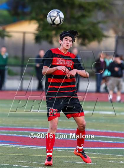 Thumbnail 3 in San Ramon Valley vs. Monte Vista (CIF NCS D1 Final) photogallery.