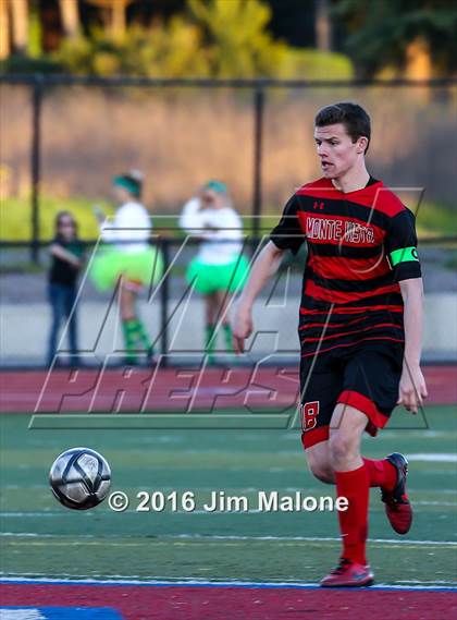 Thumbnail 2 in San Ramon Valley vs. Monte Vista (CIF NCS D1 Final) photogallery.