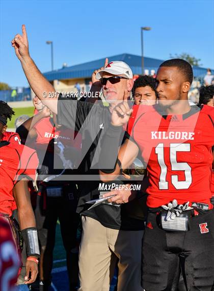 Thumbnail 2 in Kilgore vs. El Campo (UIL 4A Area Playoff) photogallery.