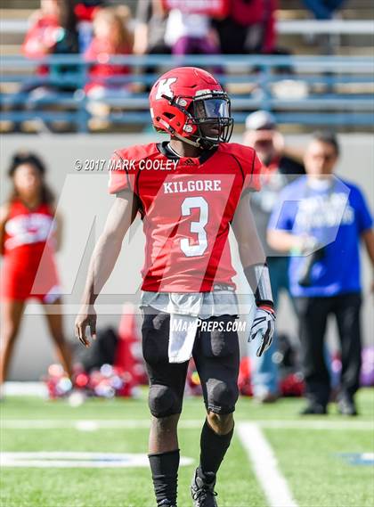 Thumbnail 3 in Kilgore vs. El Campo (UIL 4A Area Playoff) photogallery.