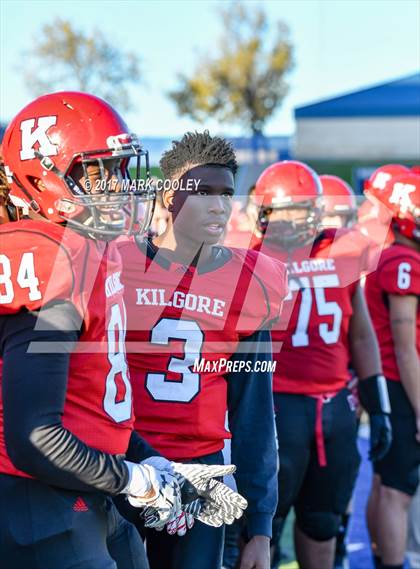 Thumbnail 1 in Kilgore vs. El Campo (UIL 4A Area Playoff) photogallery.