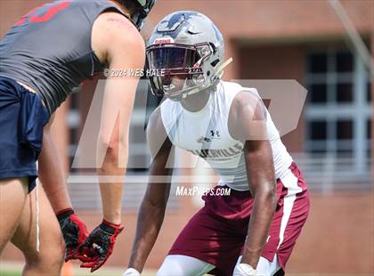 Thumbnail 2 in Collierville vs Lewisburg (U of Memphis 7v7) photogallery.