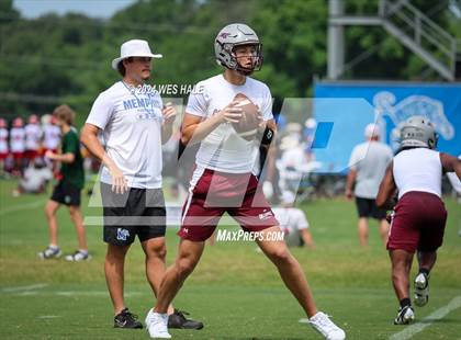 Thumbnail 1 in Collierville vs Lewisburg (U of Memphis 7v7) photogallery.