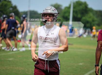 Thumbnail 1 in Collierville vs Lewisburg (U of Memphis 7v7) photogallery.