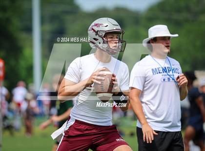 Thumbnail 2 in Collierville vs Lewisburg (U of Memphis 7v7) photogallery.