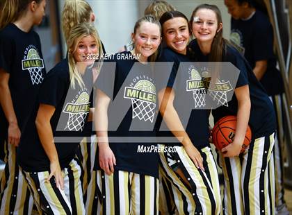 Thumbnail 1 in Avon @ Noblesville photogallery.