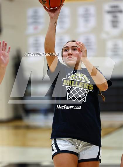 Thumbnail 1 in Avon @ Noblesville photogallery.