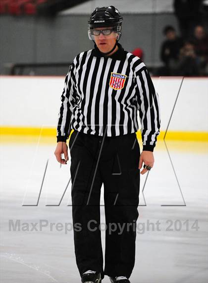 Thumbnail 3 in Rye vs. Pelham Memorial (Section 1 Division 2 Final) photogallery.