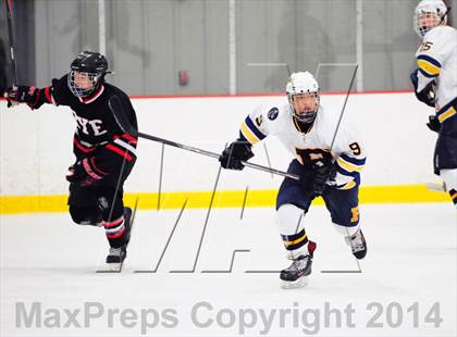 Thumbnail 1 in Rye vs. Pelham Memorial (Section 1 Division 2 Final) photogallery.
