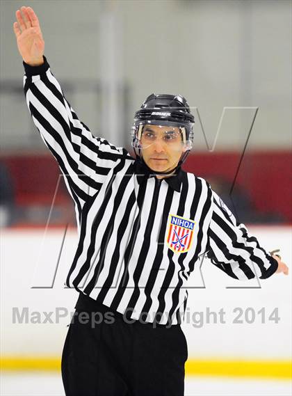 Thumbnail 2 in Rye vs. Pelham Memorial (Section 1 Division 2 Final) photogallery.
